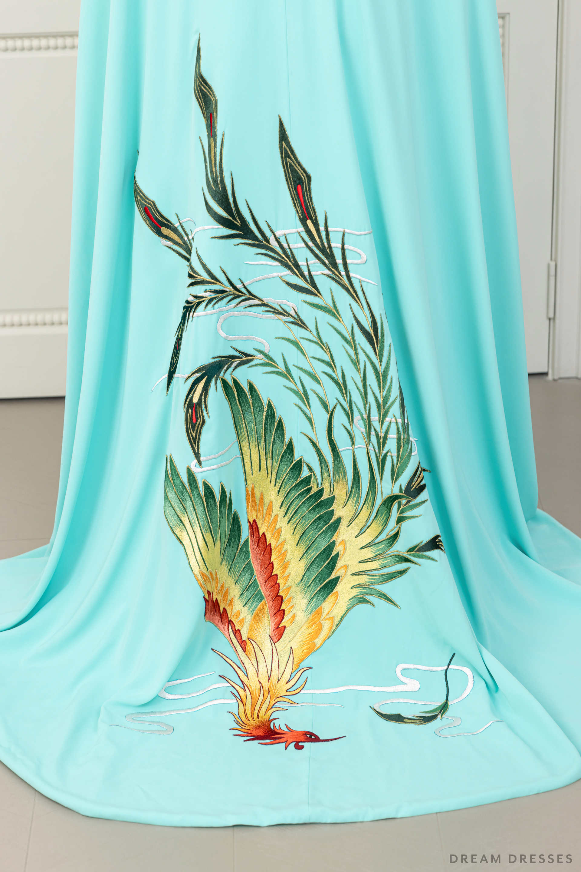 Modern Strapless Ao Dai with Detachable Cape | Vietnamese Bridal Dress (#KAYSIN) - Dream Dresses by P.M.N.