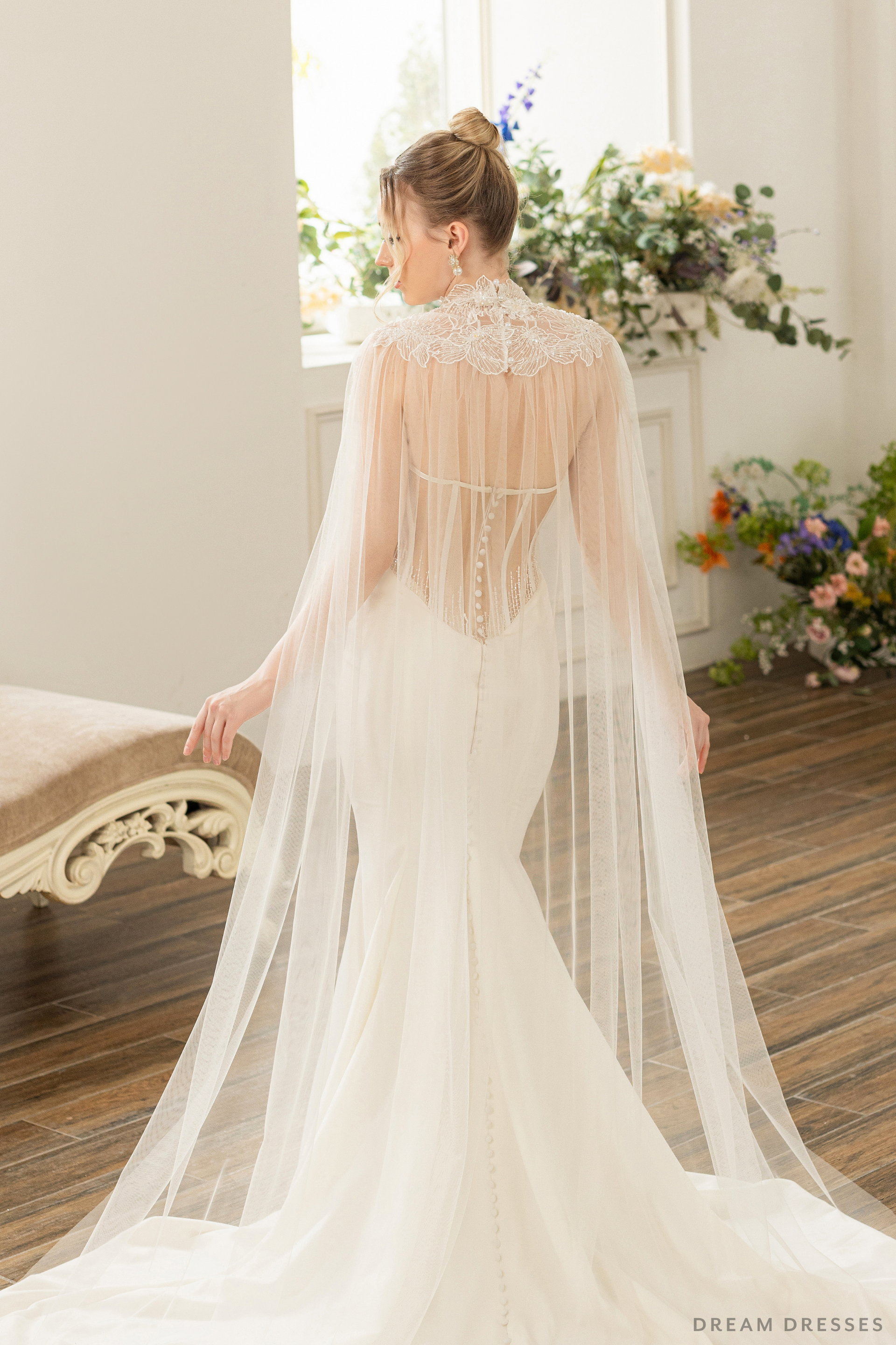 Couture Floral Lace Bridal Cape (#ELOSIA) - Dream Dresses by P.M.N.