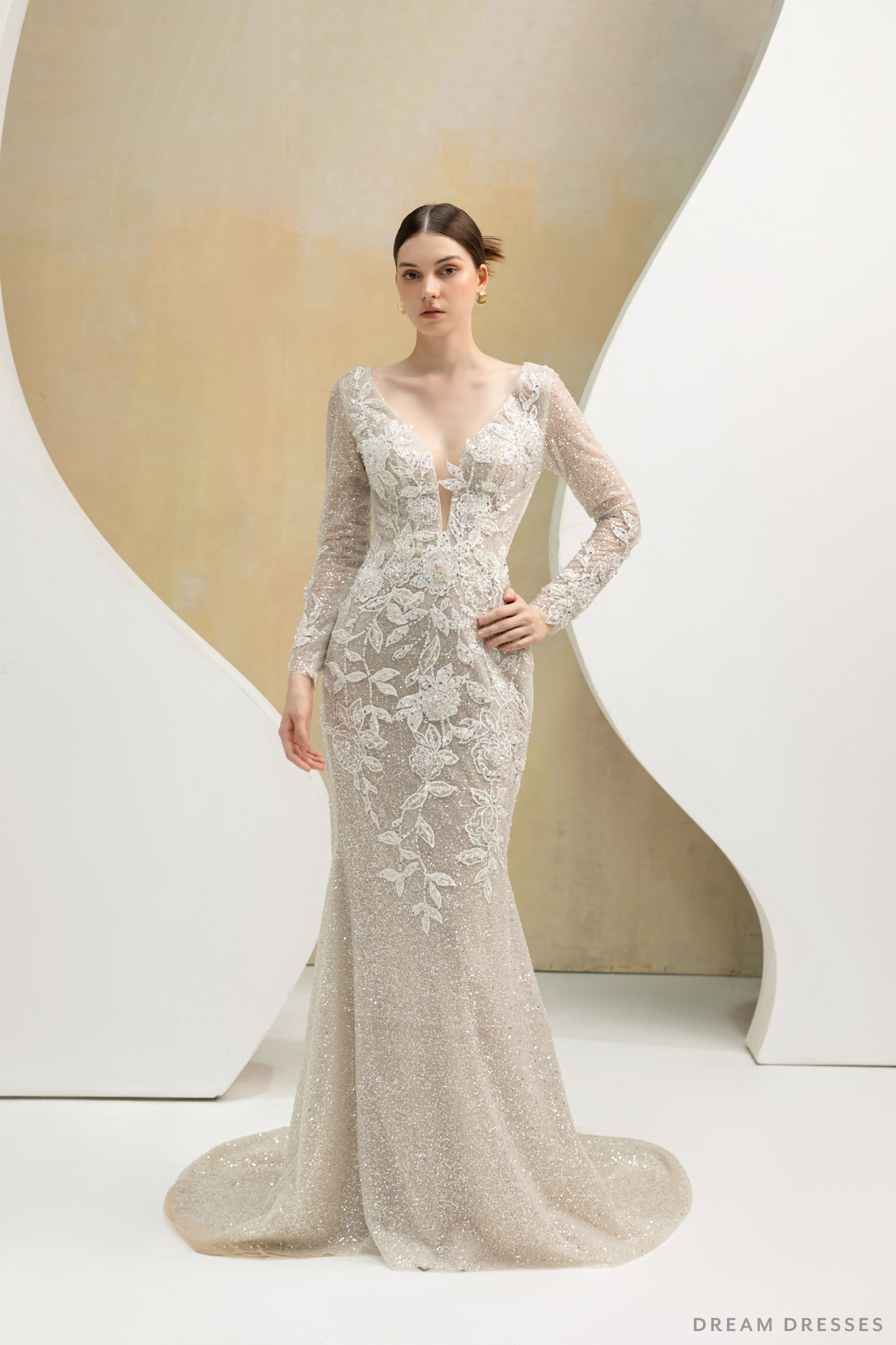 DreamDress By PMN Jules Fit & Flare Wedding Dress Gown Plunging Front & Back Floral Embellishment Couture Beaded Lace Chapel Train | Size: 6 DreamDress By PMN Jules Fit & Flare Wedding Dress Gown Plunging Front & Back Floral Embellishment Couture Beaded Lace Chapel Train | Size: 6