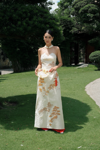 White Bridal Embroidery Ao Dai | Modern Vietnamese Bridal Dress (#YULAN) - Dream Dresses by P.M.N.