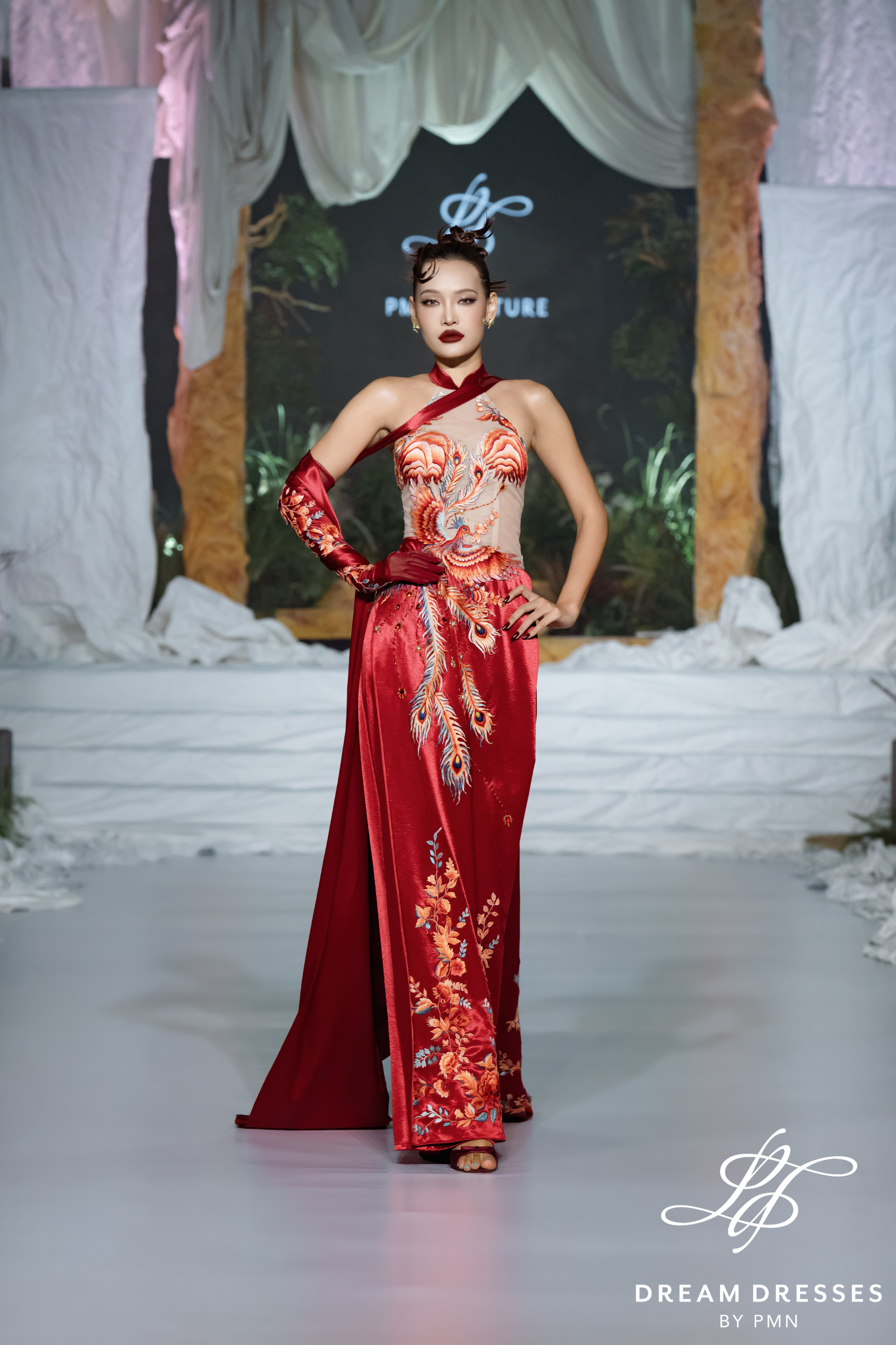Red Phoenix Embroidered Modern Bridal Ao Dai (#XICHPHUONG) - Dream Dresses by P.M.N.