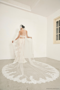 Mantilla Bridal Lace Veil (#ISOLDE) - Dream Dresses by P.M.N.
