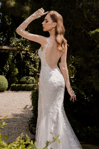 Soft Tulle Detachable Bridal Gloves (#EULALIE) - Dream Dresses by P.M.N.