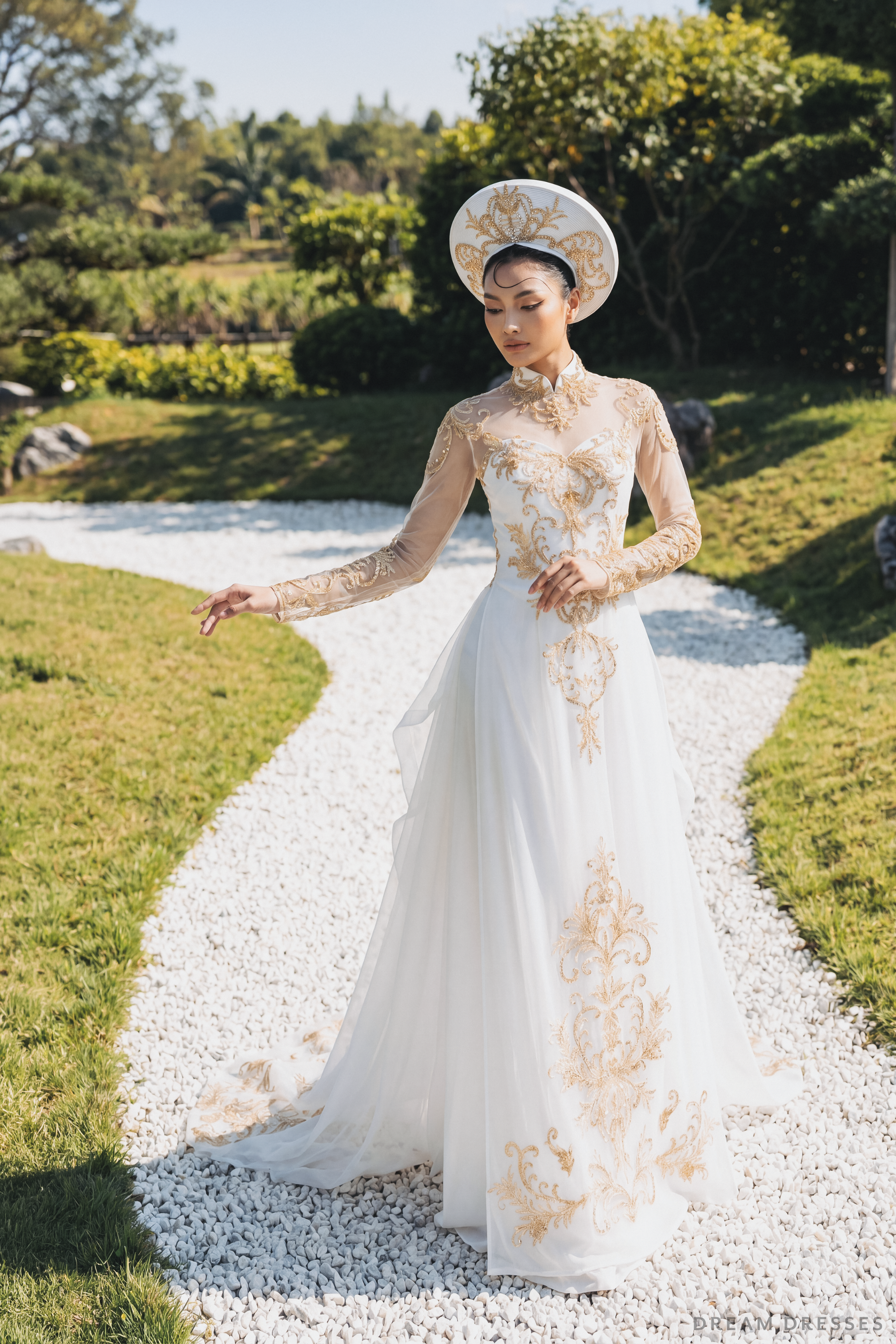 White Bridal Ao Dai | Vietnamese Traditional Bridal Dress with Gold Lace (#IMPERIAL)
