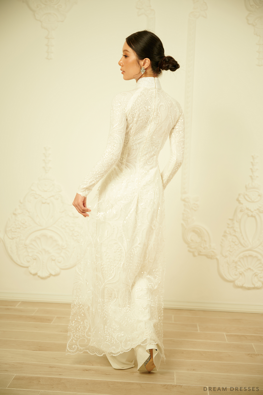 White Bridal Ao Dai | Vietnamese Traditional Bridal Dress (#ARTEMISIA) - Dream Dresses by P.M.N.