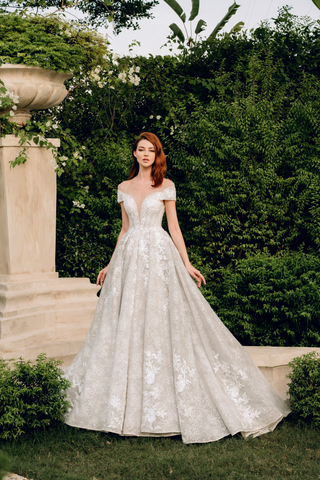 Illusion Neckline Ball Gown Wedding Dress (#VENEZIA)