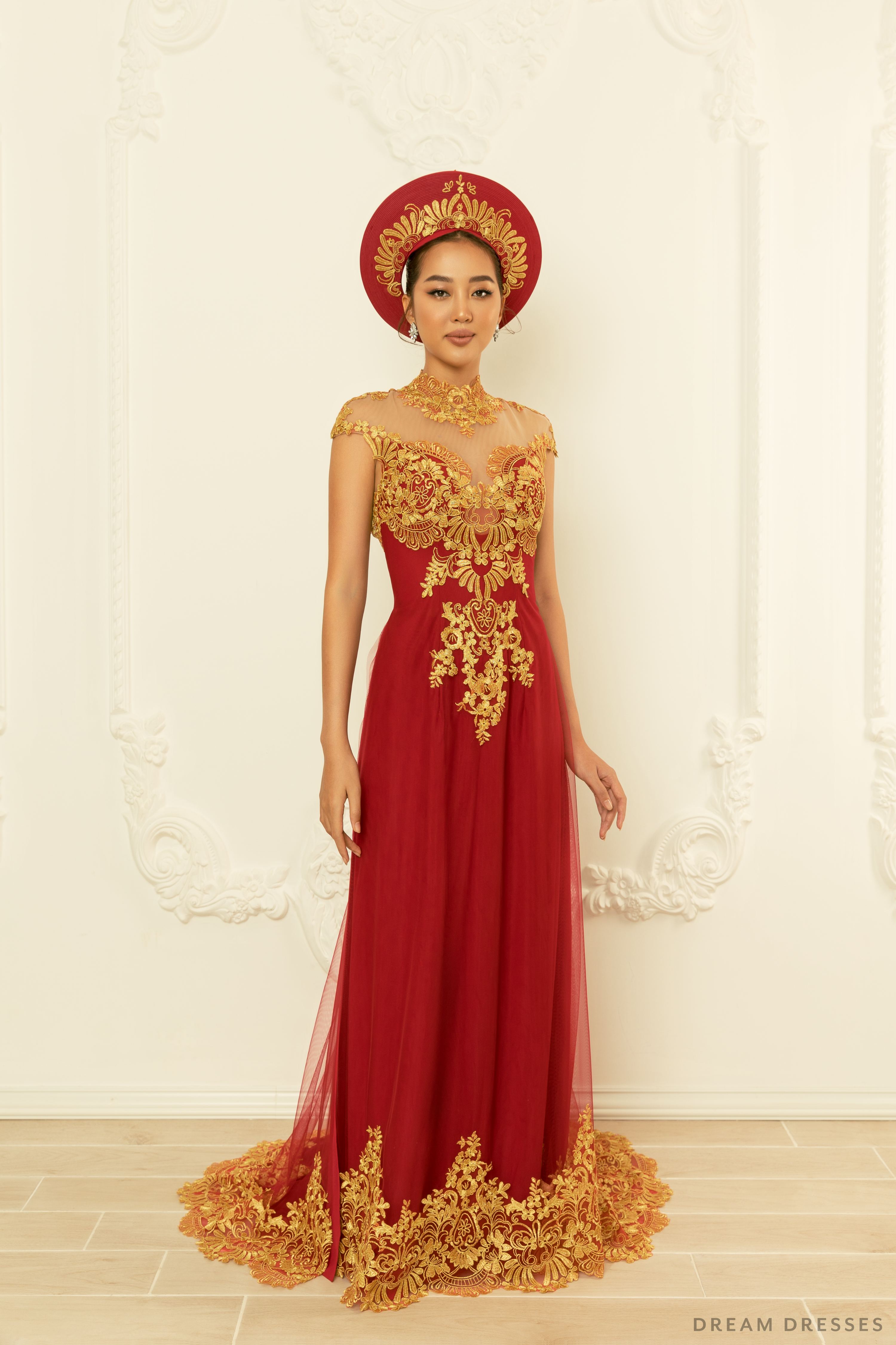 Red Bridal o Di with Gold Lace | Vietnamese Wedding Dress Nelly Red Bridal o Di with Gold Lace | Vietnamese Wedding Dress Nelly