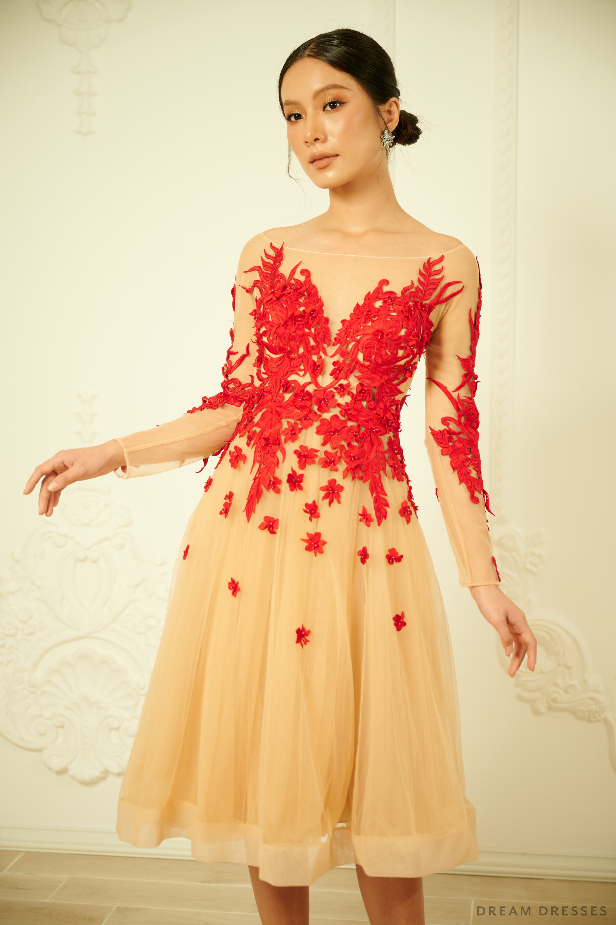 Short Red Dress with Embroidery (#NICOLETTA)