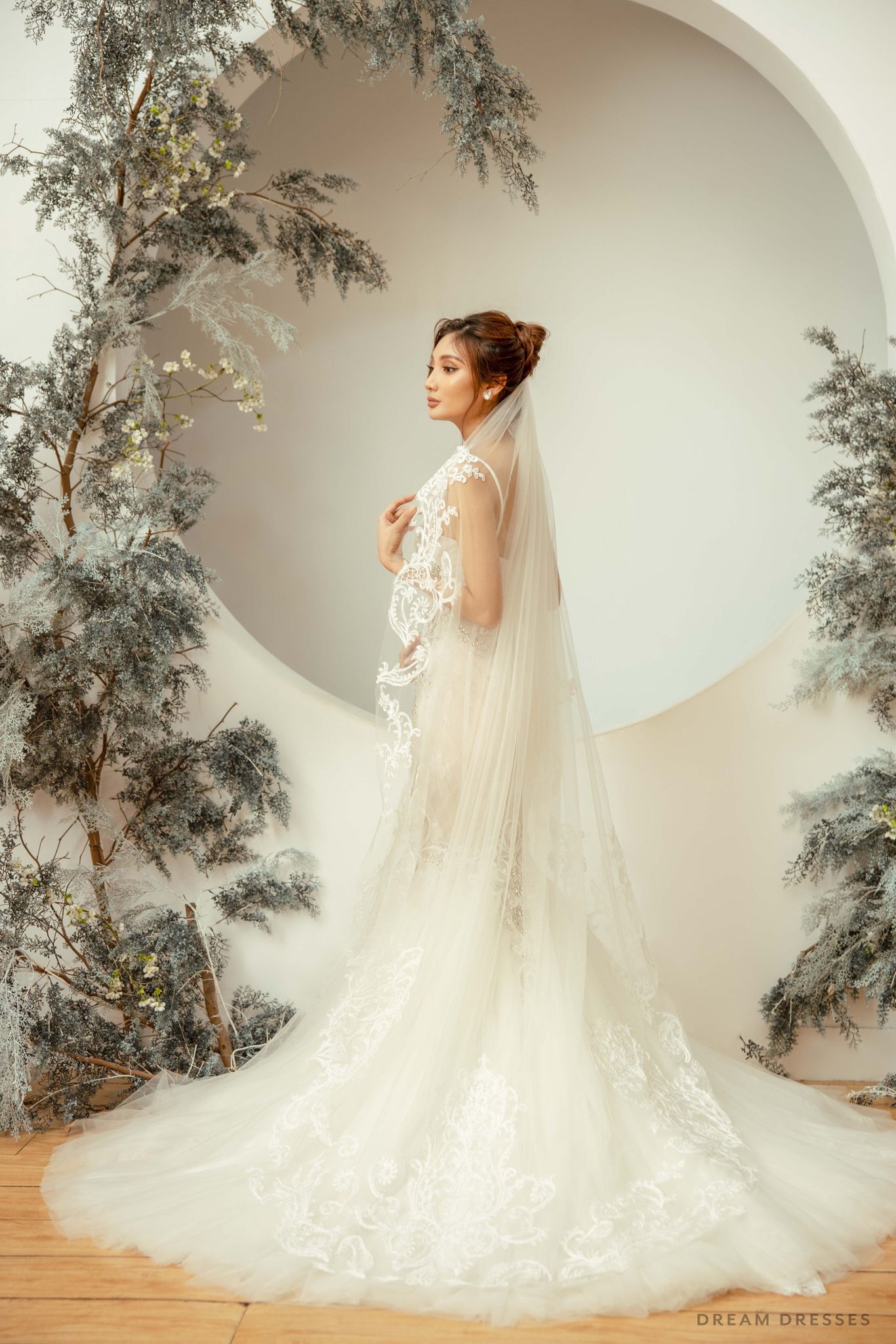 Chapel Length Wedding Veil with Couture Lace (#BELLA) - Dream Dresses by P.M.N.