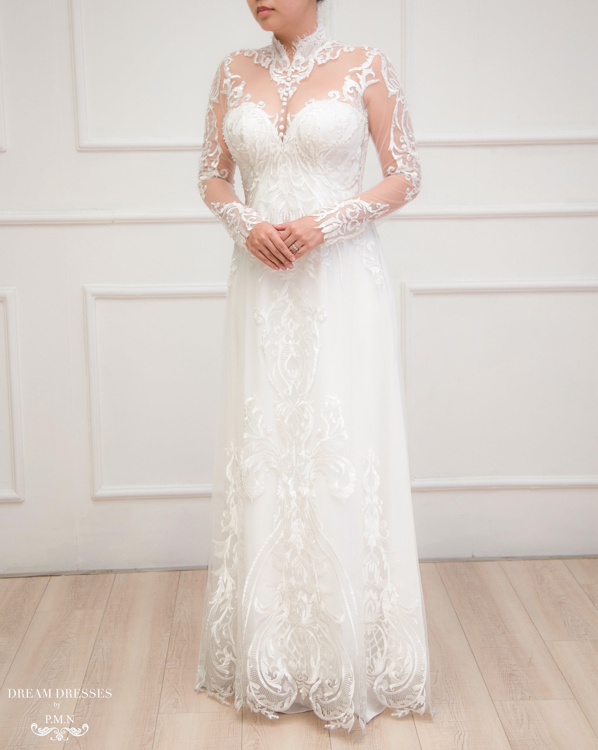 White Bridal Ao Dai | Modern Vietnamese Lace Bridal Dress (#YVONNE) - Dream Dresses by P.M.N.