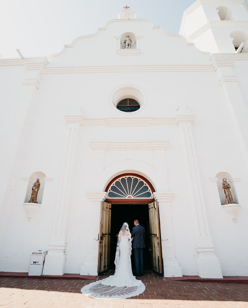 Mantilla Lace Veil (#Tyana) | Dream Dresses by PMN Chapel