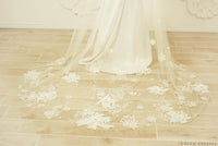 Cathedral Lace Veil (#Bethia) - Dream Dresses by P.M.N.