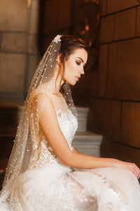 Fingertip Pearls Veil (#Caitlin) - Dream Dresses by P.M.N.