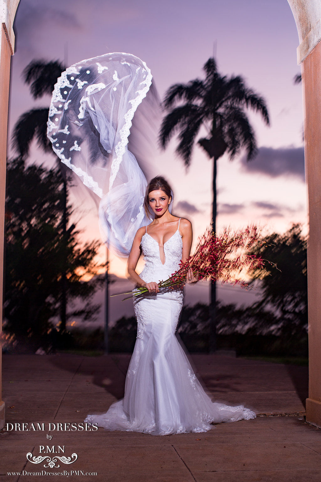 Bridal Veil With Lace Trim (#Dinah)