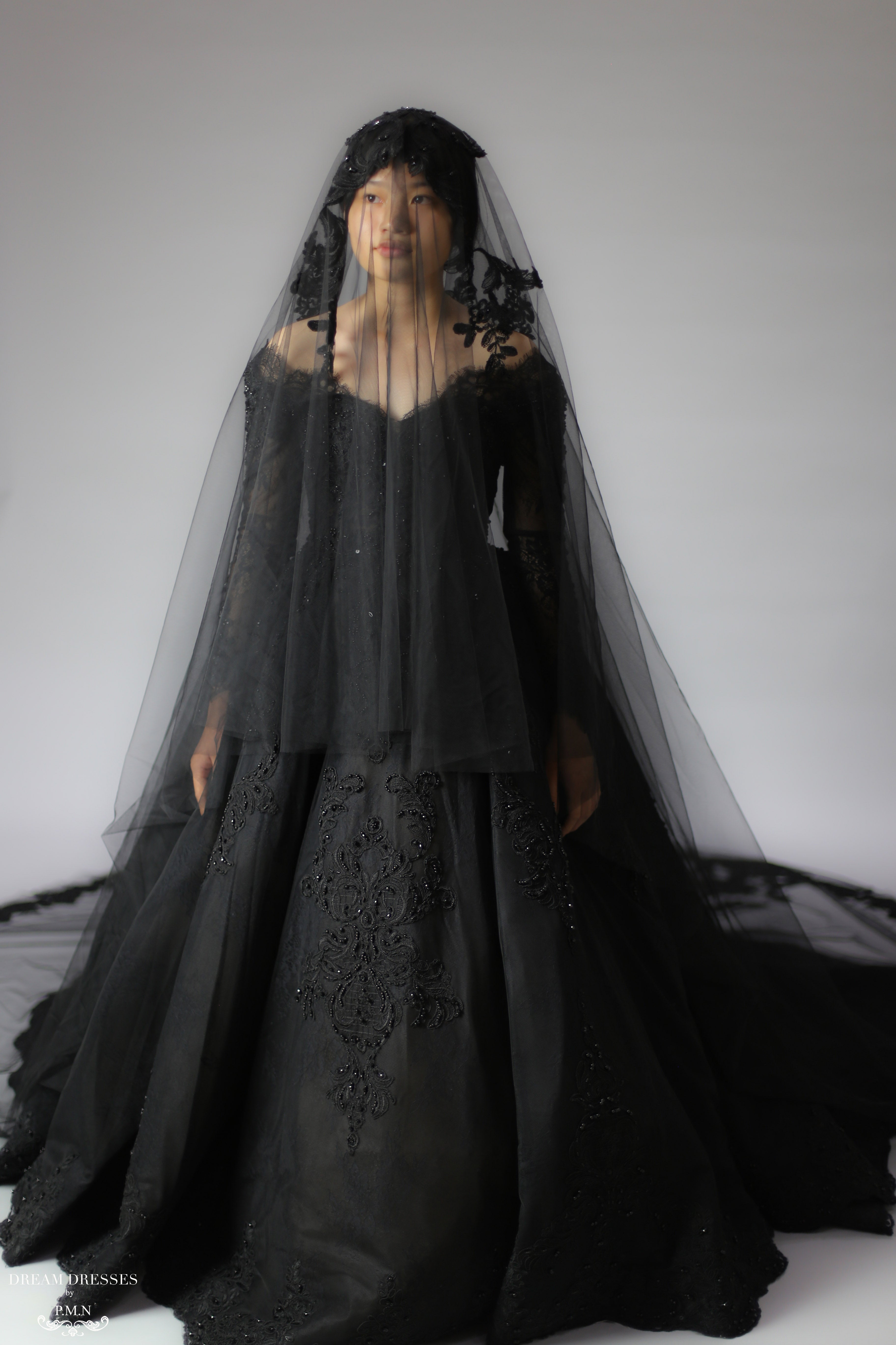 Black Cathedral Wedding Veil (#Galena)