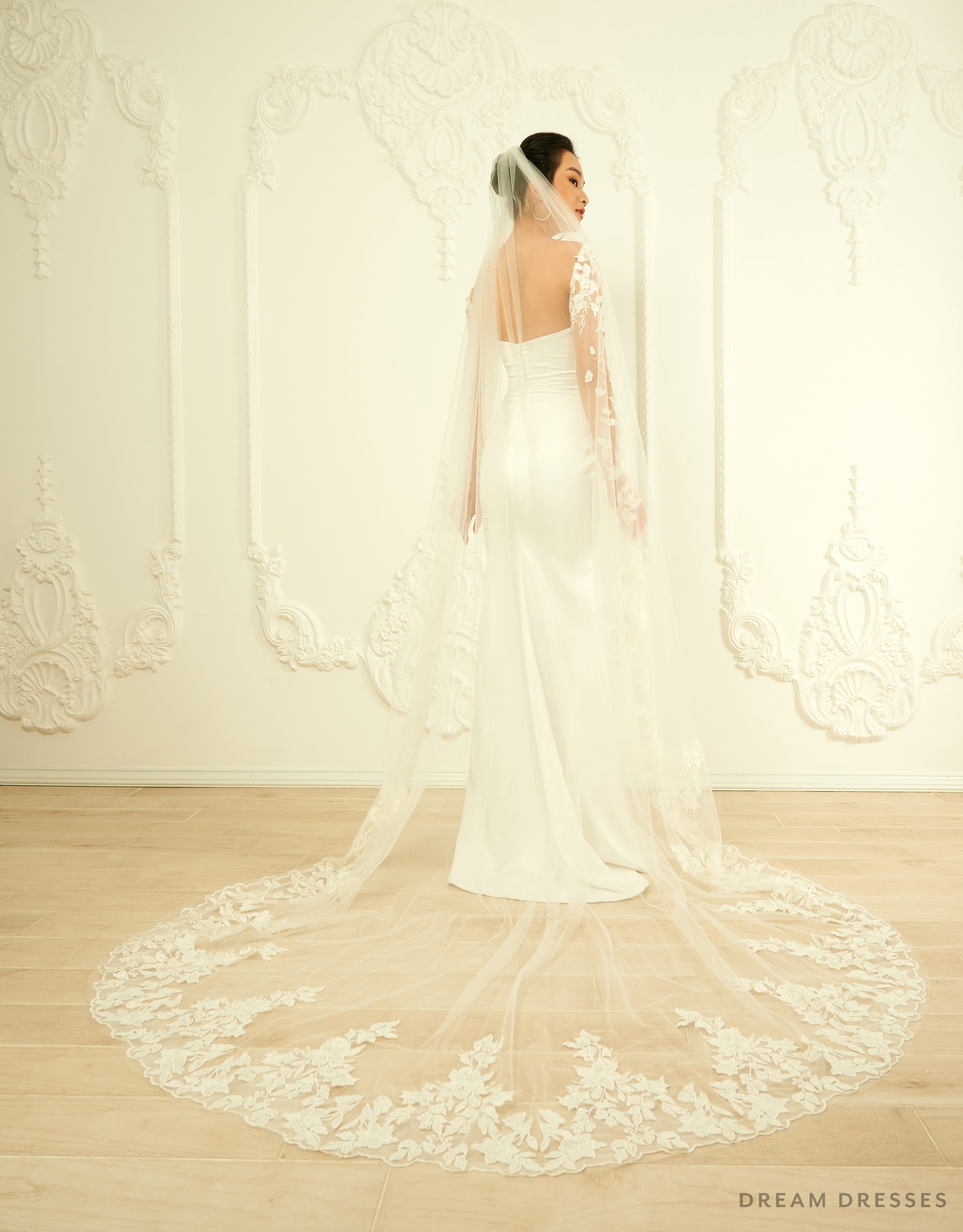 Cathedral Floral Lace Veil (#Giada) - Dream Dresses by P.M.N.