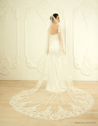 Cathedral Floral Lace Veil (#Giada) - Dream Dresses by P.M.N.