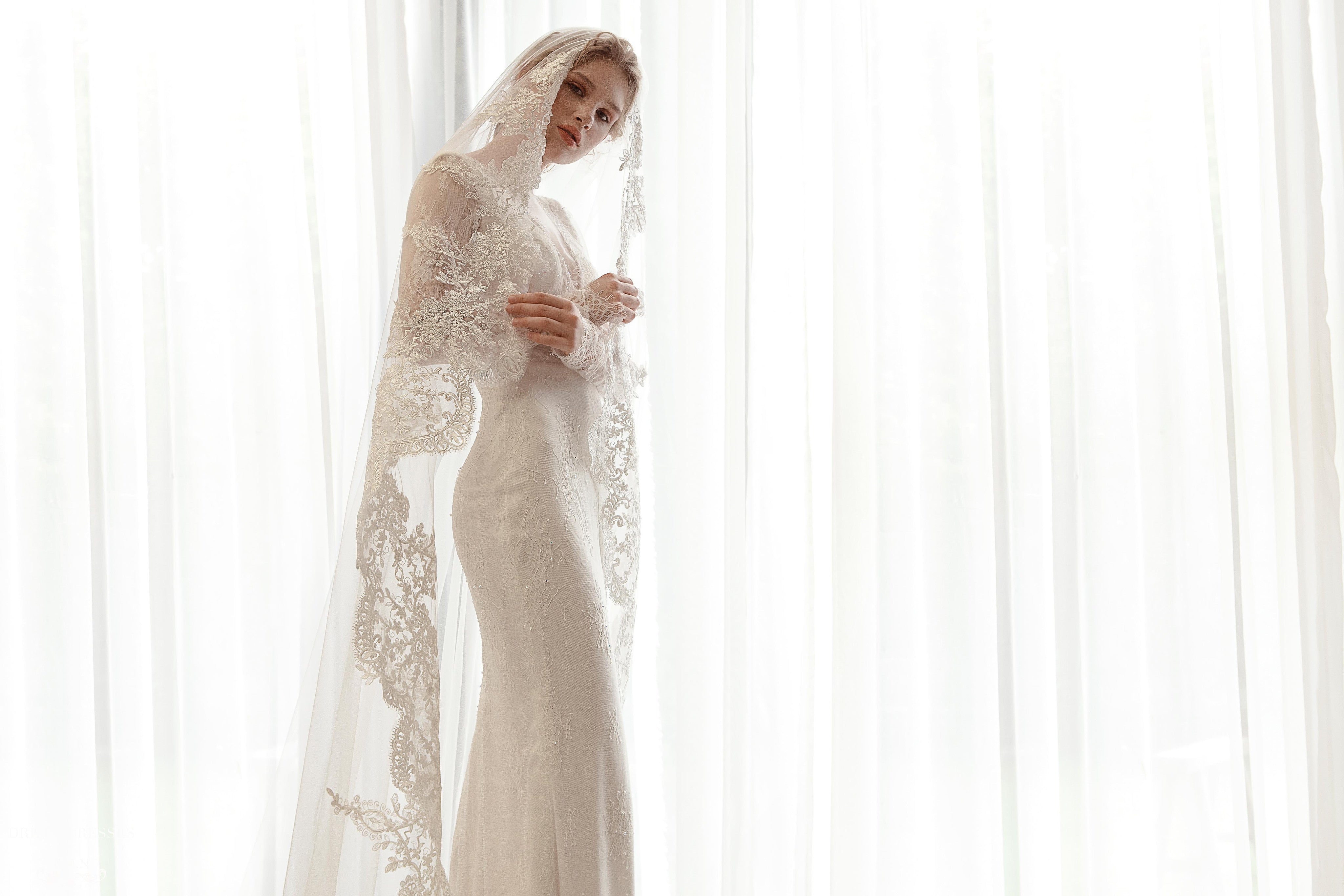 Cathedral Bridal Veil with Lace Trim Edge (#Gila)