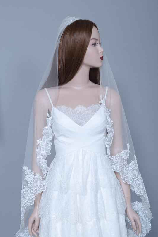Lace Wedding Veil (#Helia) - Dream Dresses by P.M.N
 - 1