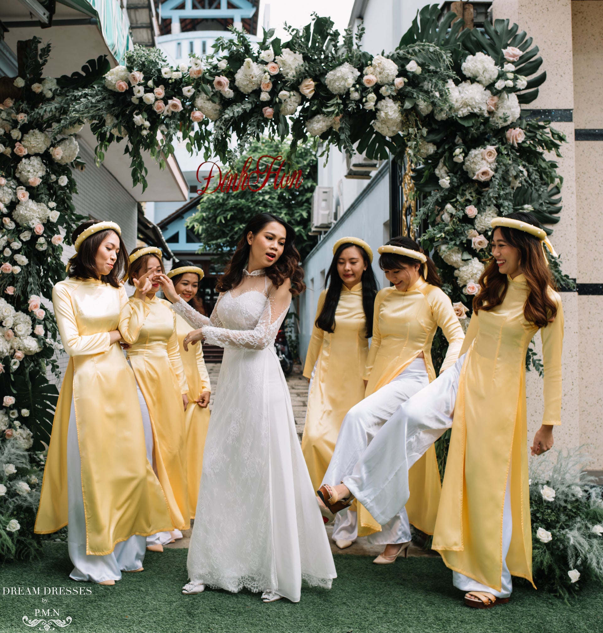 White Bridal Ao Dai | Vietnamese Lace Bridal Dress (#ISABELLE) - Dream Dresses by P.M.N.