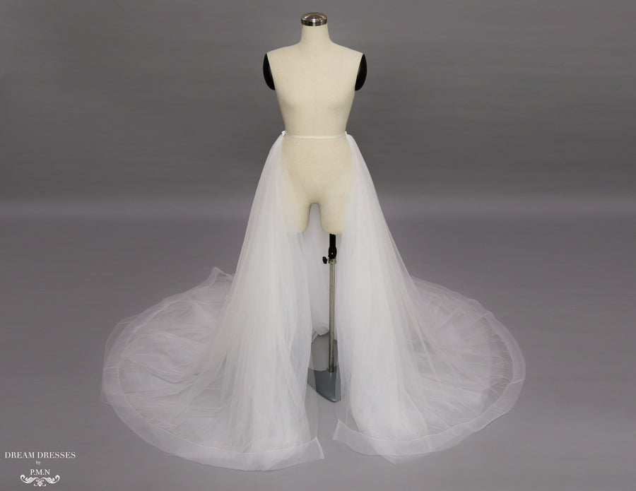 Detachable Bridal Tulle Overskirt with Horsehair Trim (#Lamia) - Dream Dresses by P.M.N.