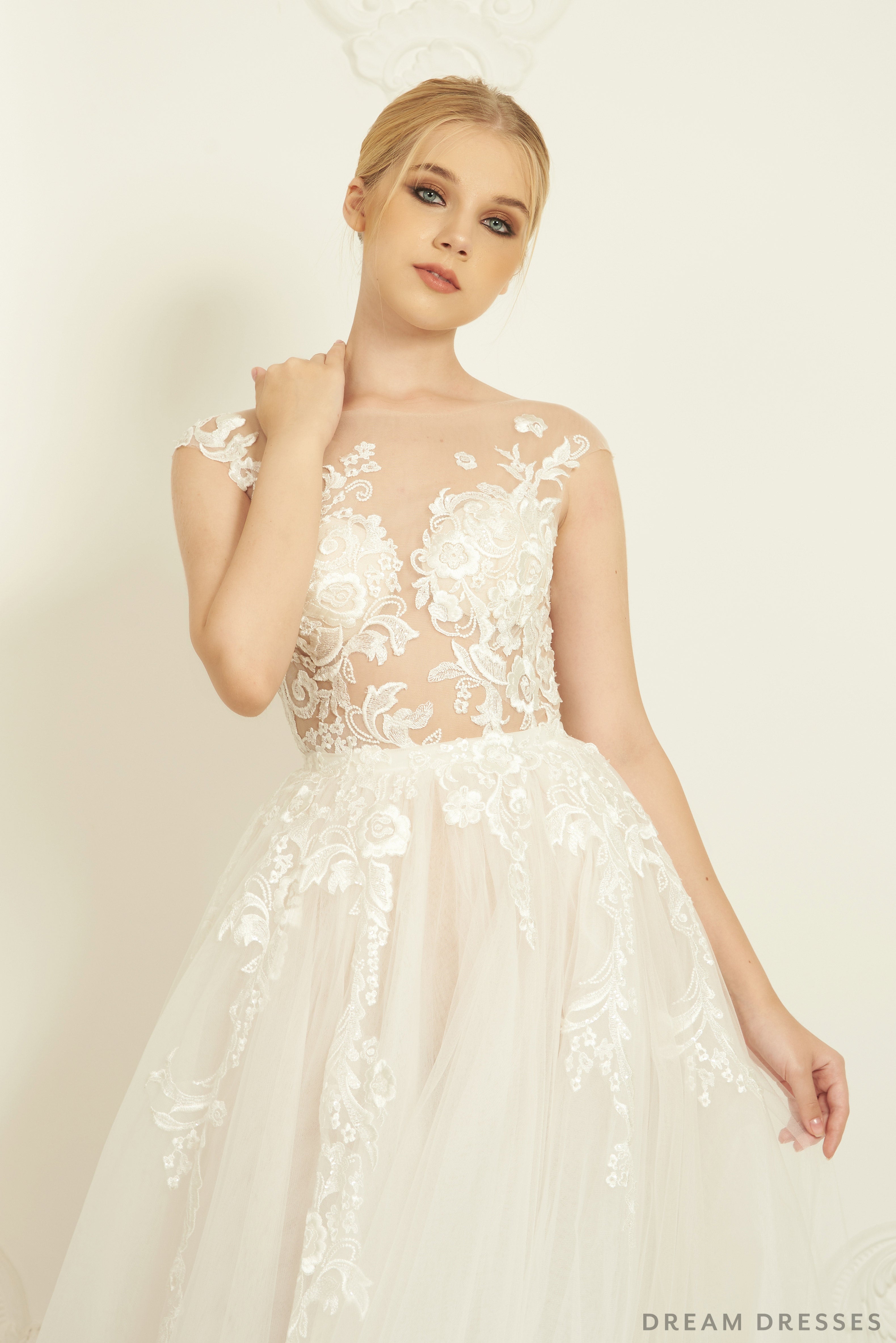 A-line Lace Wedding Dress (#Lavinia)