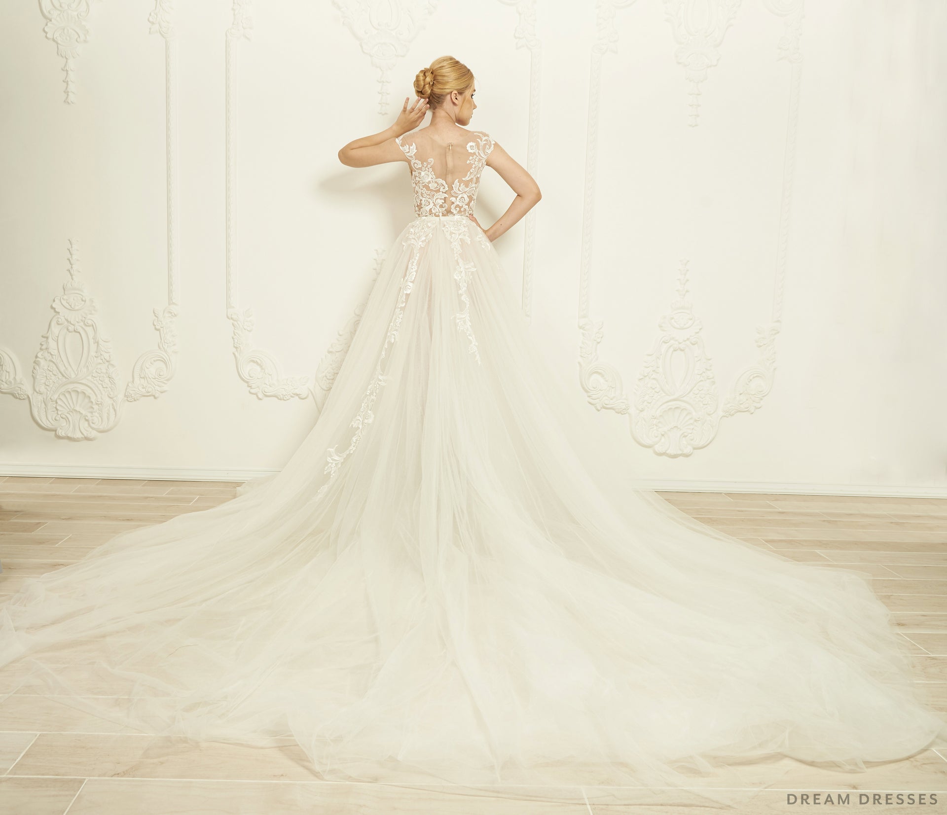 Detachable Bridal Overskirt (#Savia) - Dream Dresses by P.M.N.