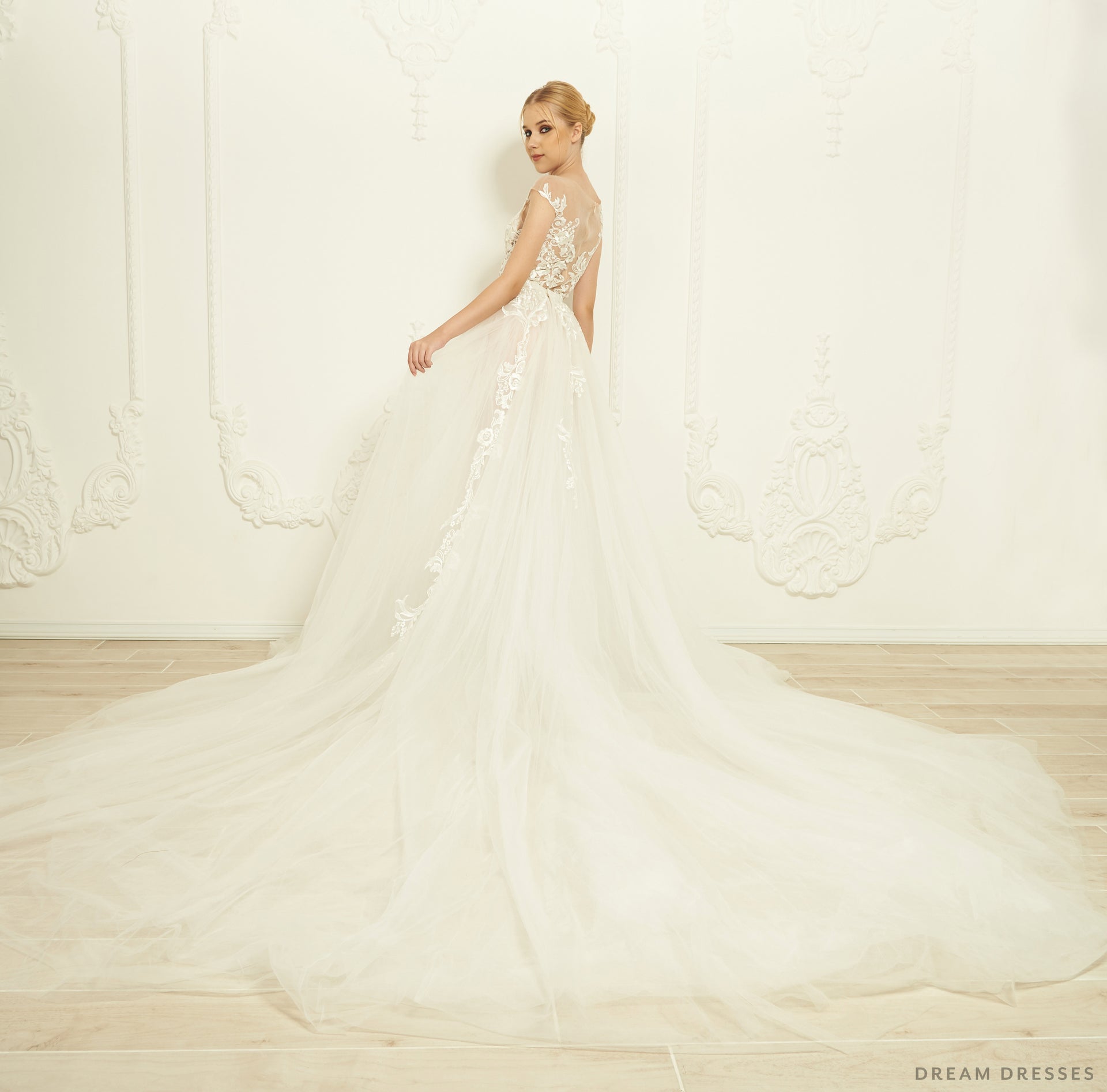 Detachable Bridal Overskirt (#Savia) - Dream Dresses by P.M.N.