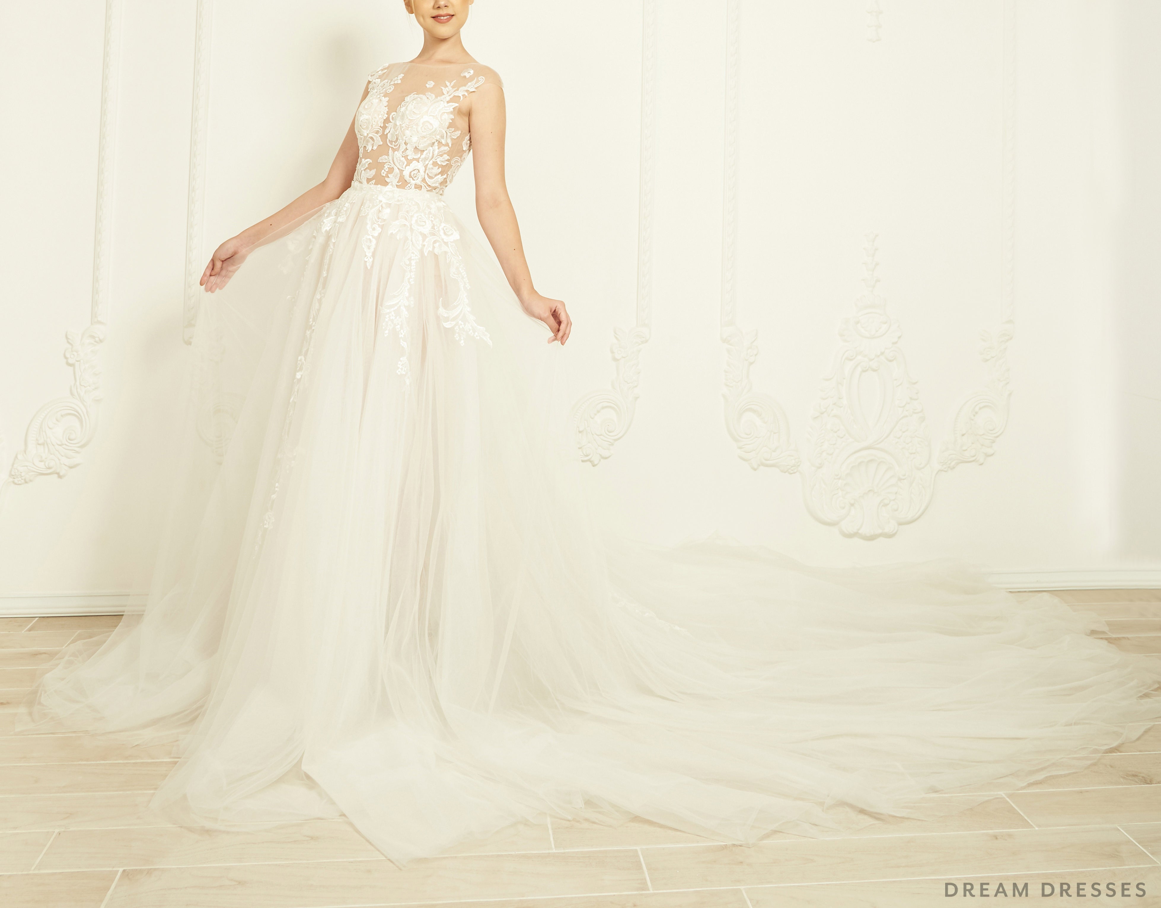 Detachable Bridal Overskirt (#Savia)