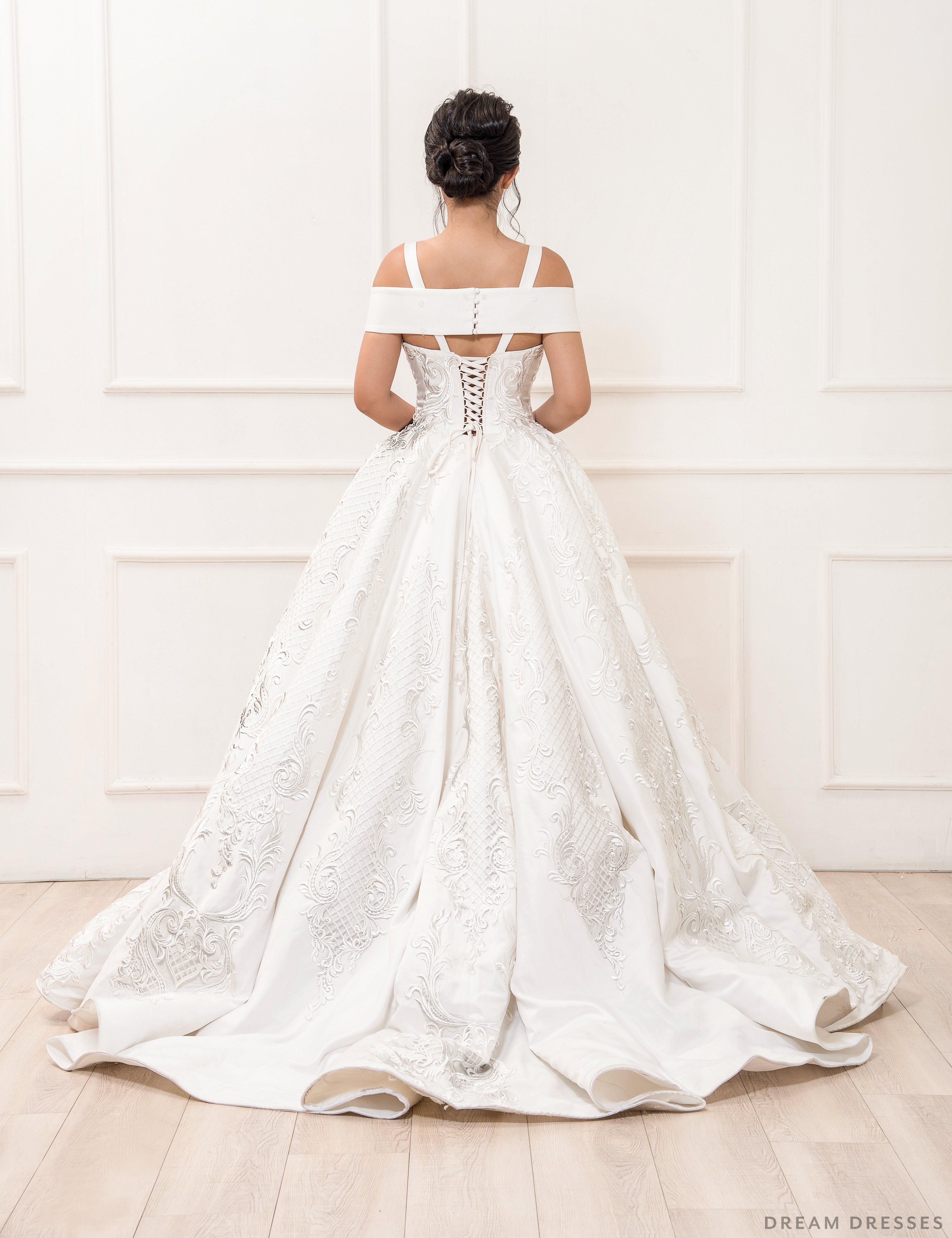 Princess Ball Gown Wedding Dress (#Esmée)