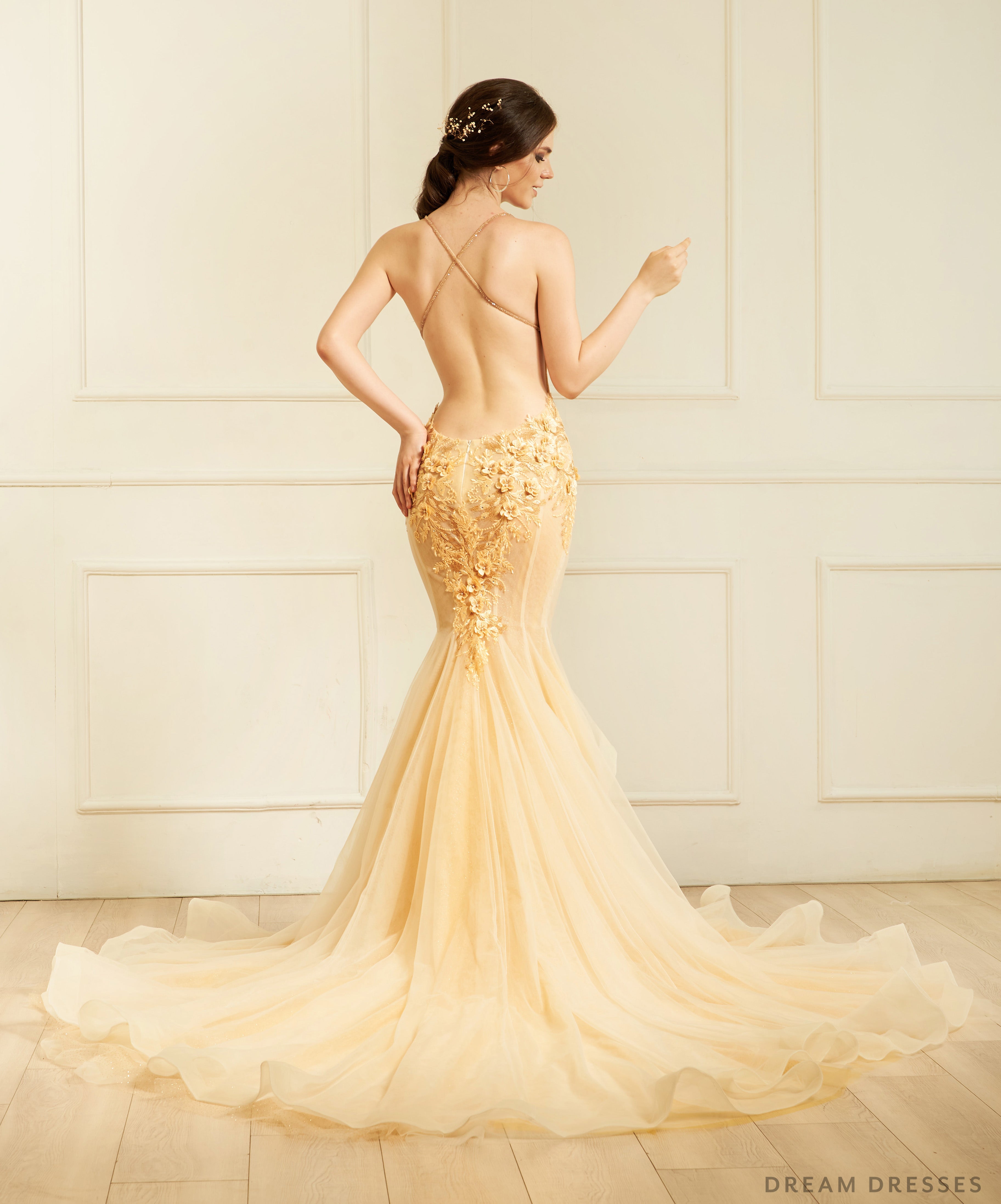 DreamDress By PMN Katerina Mermaid Wedding Dress Gown Plunging Open Back Floral Embellisment Beaded Lace Cathedral | Size: Custom DreamDress By PMN Katerina Mermaid Wedding Dress Gown Plunging Open Back Floral Embellisment Beaded Lace Cathedral | Size: Custom