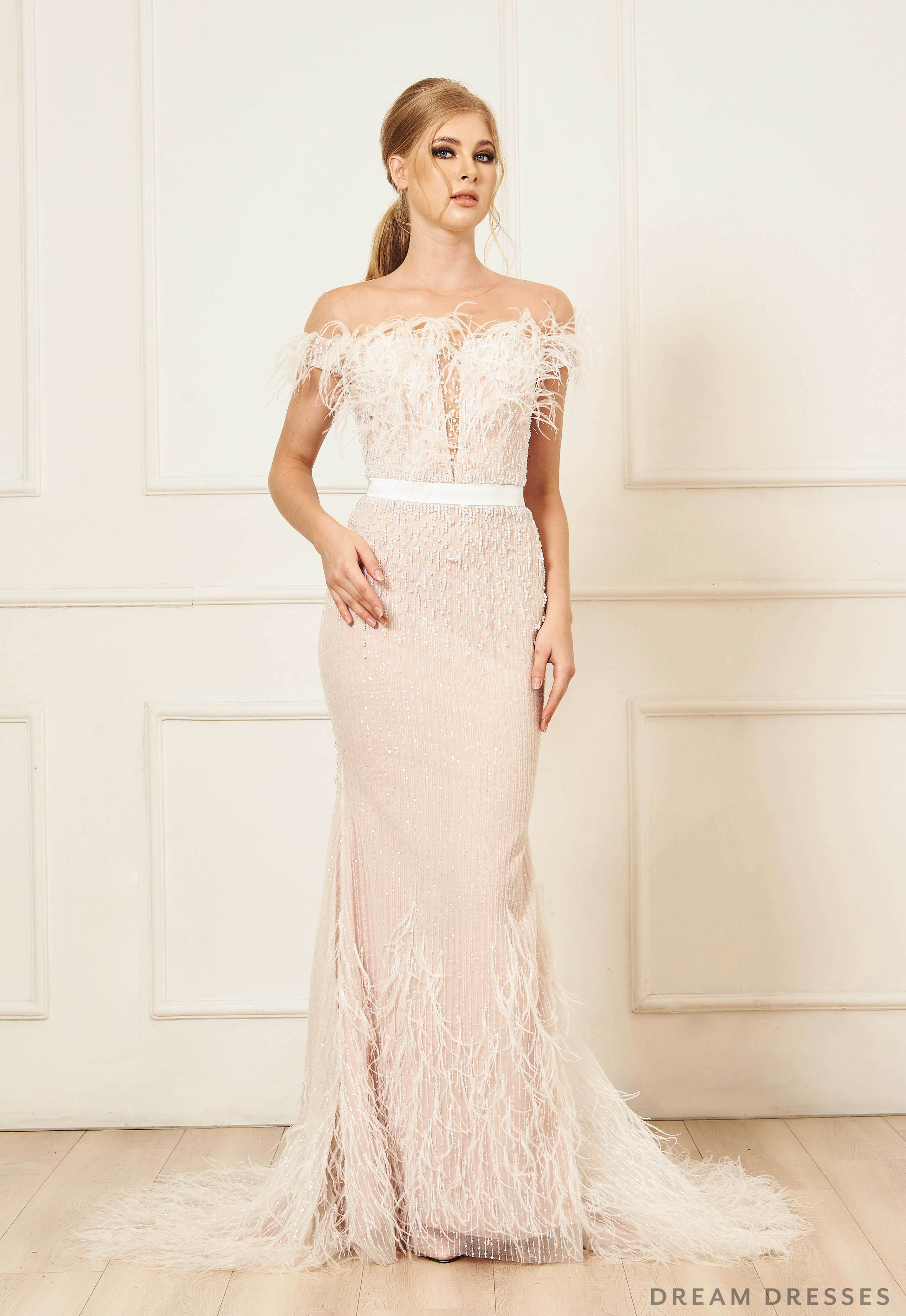 Ostrich Feather Wedding Gown Stella | DreamDresses Ostrich Feather Wedding Gown Stella | DreamDresses