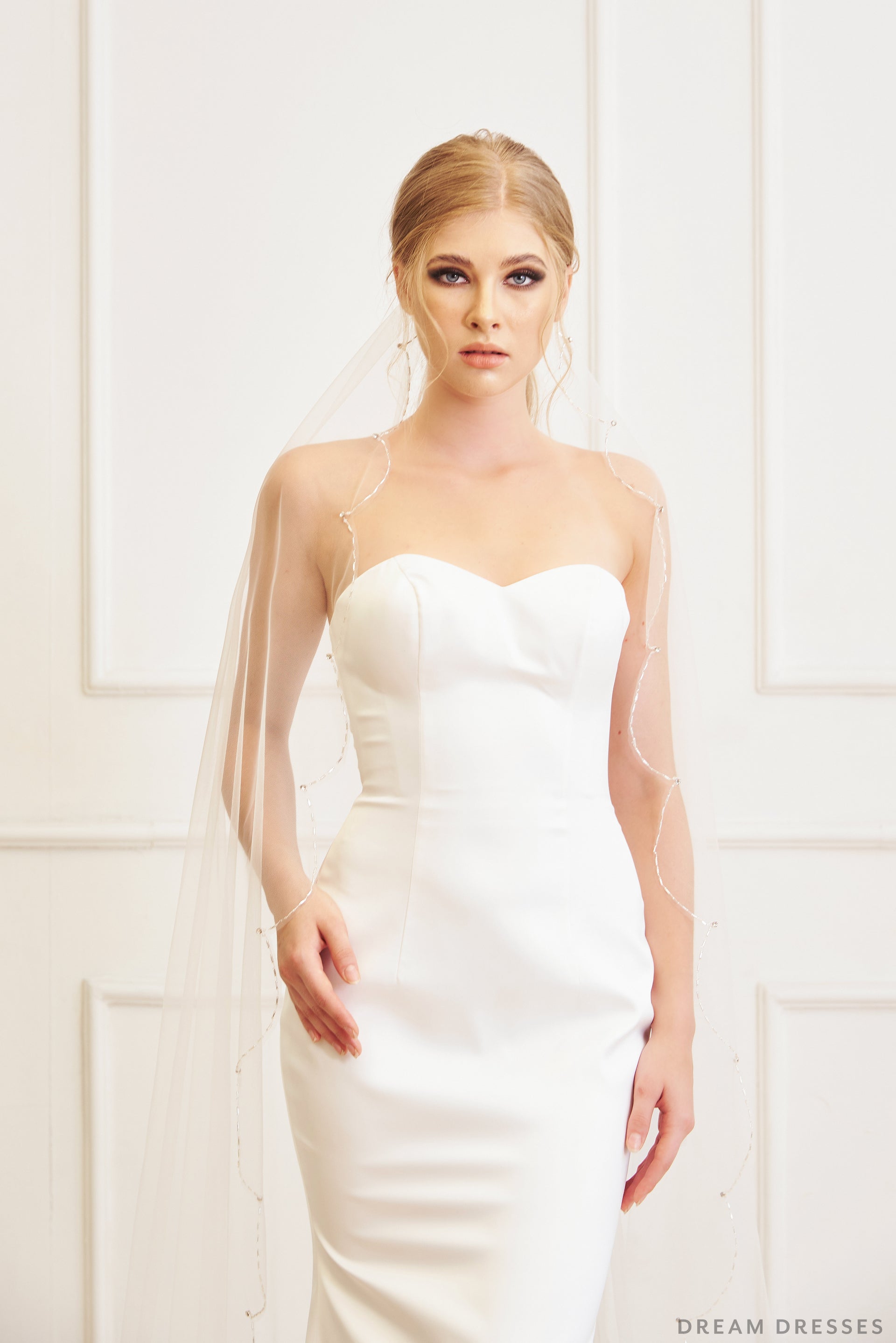 Beaded Scallop Veil with Crystals (#Emely) - Dream Dresses by P.M.N.