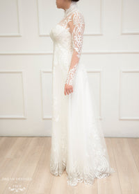 White Bridal Ao Dai | Modern Vietnamese Lace Bridal Dress (#YVONNE) - Dream Dresses by P.M.N.