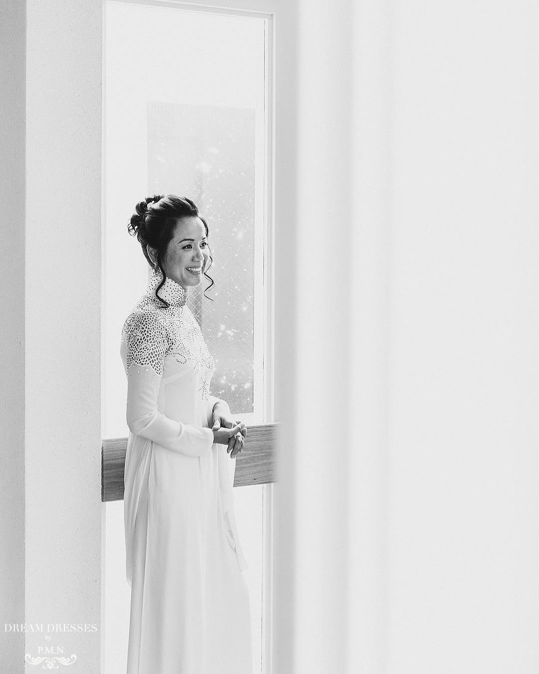 White Bridal Ao Dai | Vietnamese Bridal Dress with Embellishment (#ODILE) - Dream Dresses by P.M.N.