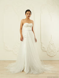 Detachable Wedding Dress Overskirt (#Priya) - Dream Dresses by P.M.N.