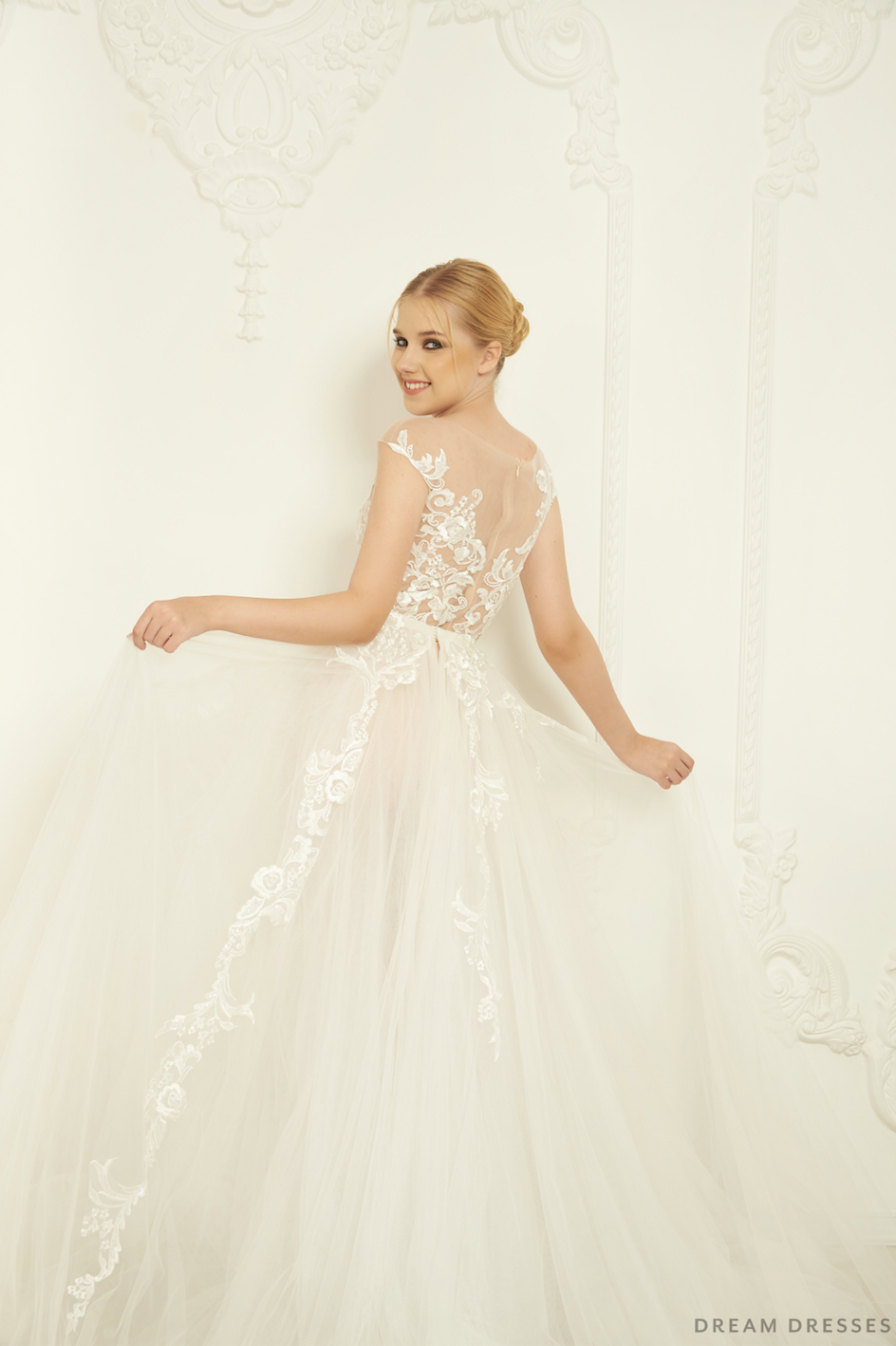 A-line Lace Wedding Dress (#Lavinia)