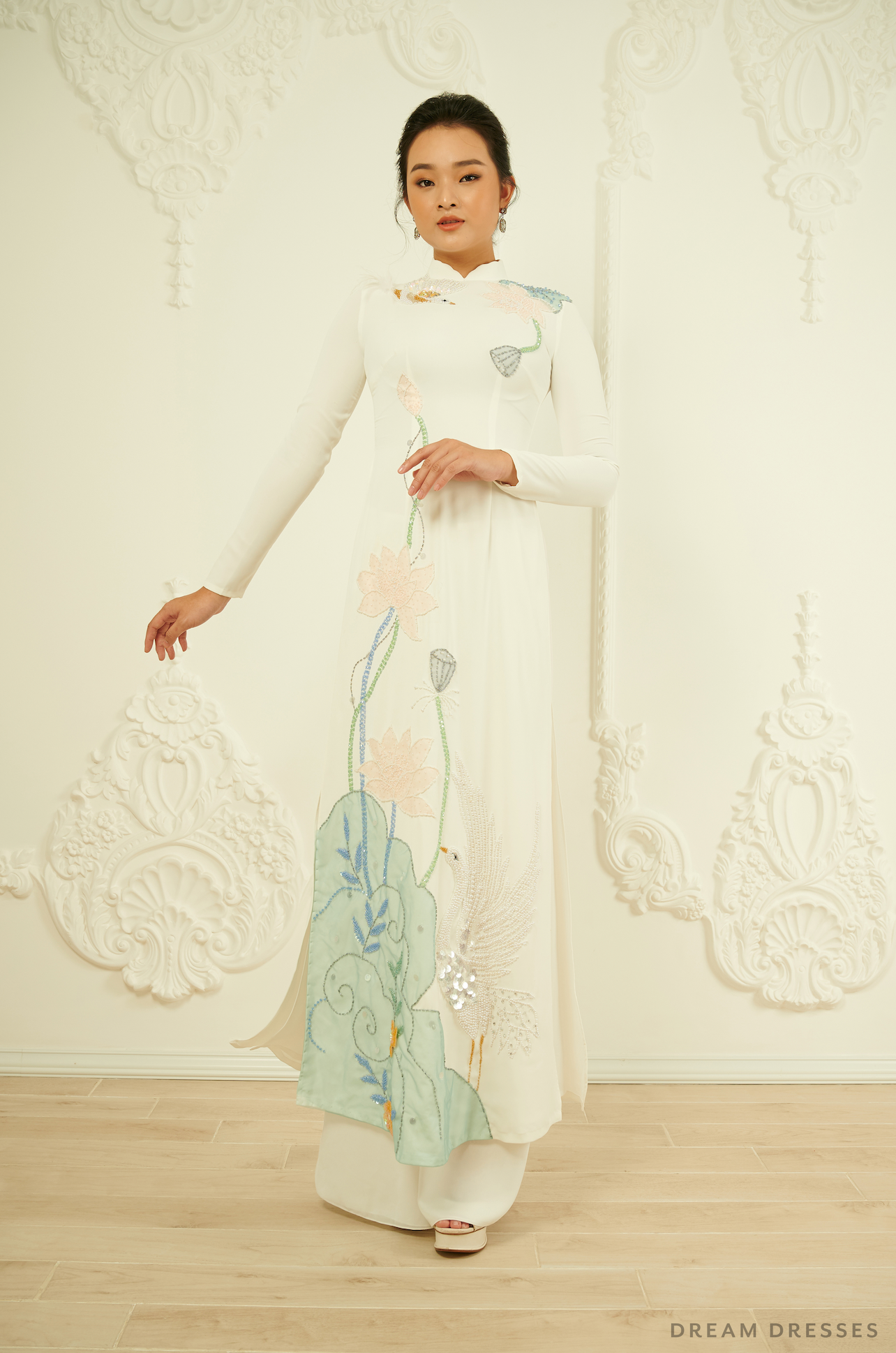 White Bridal Ao Dai | Traditional Vietnamese Bridal Dress (#VIOLA) - Dream Dresses by P.M.N.