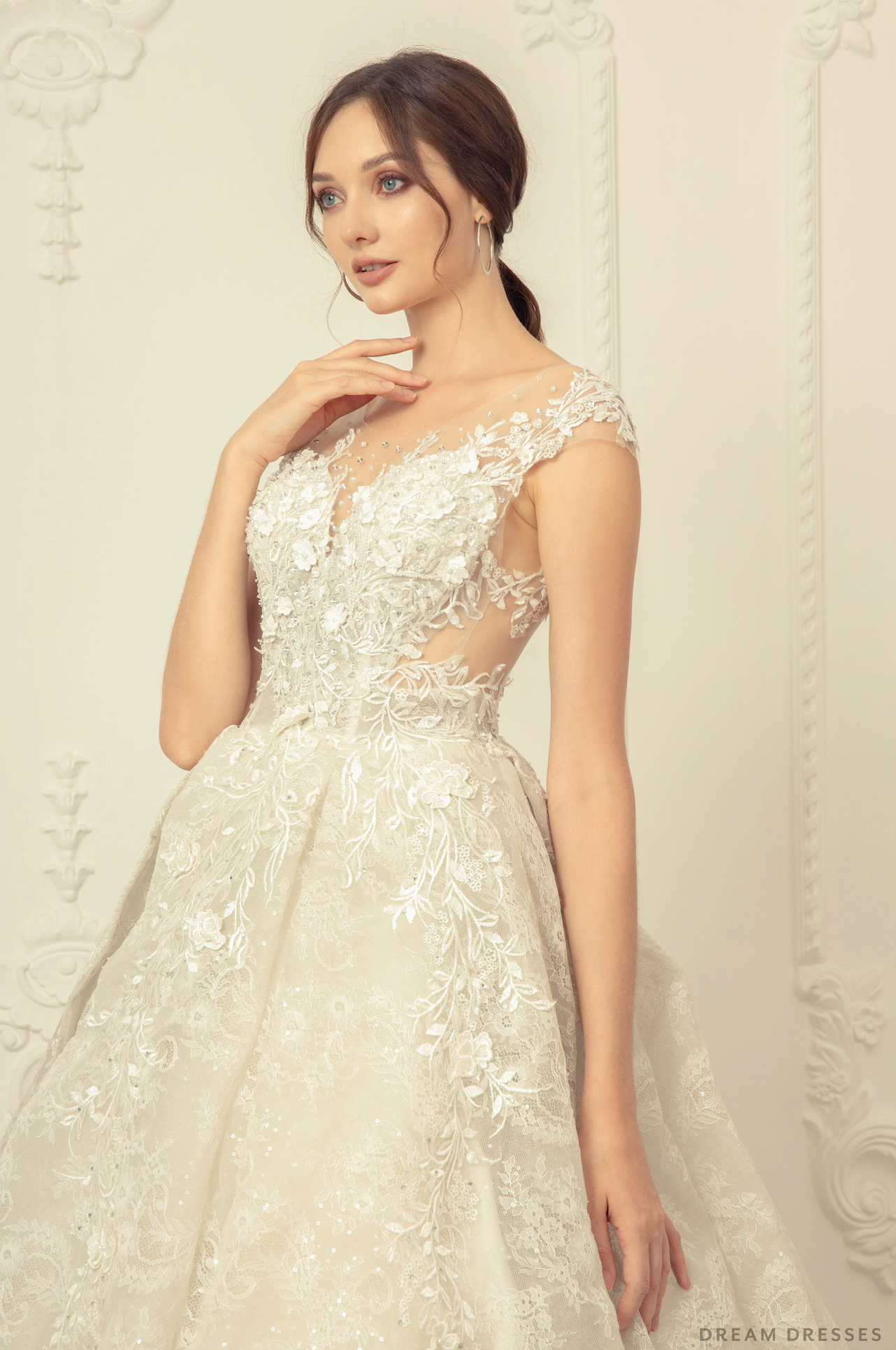 Lace Ball Gown Wedding Dress (#Vallea)