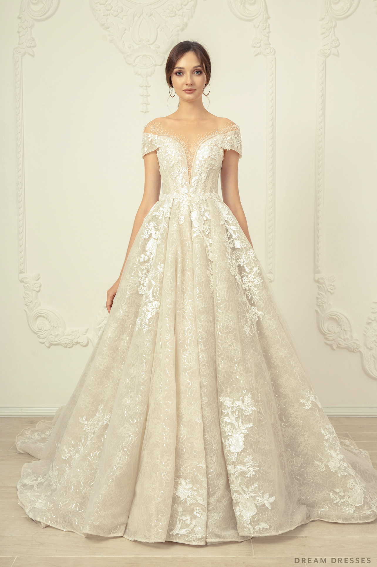 Illusion Neckline Ball Gown Wedding Dress (#VENEZIA)