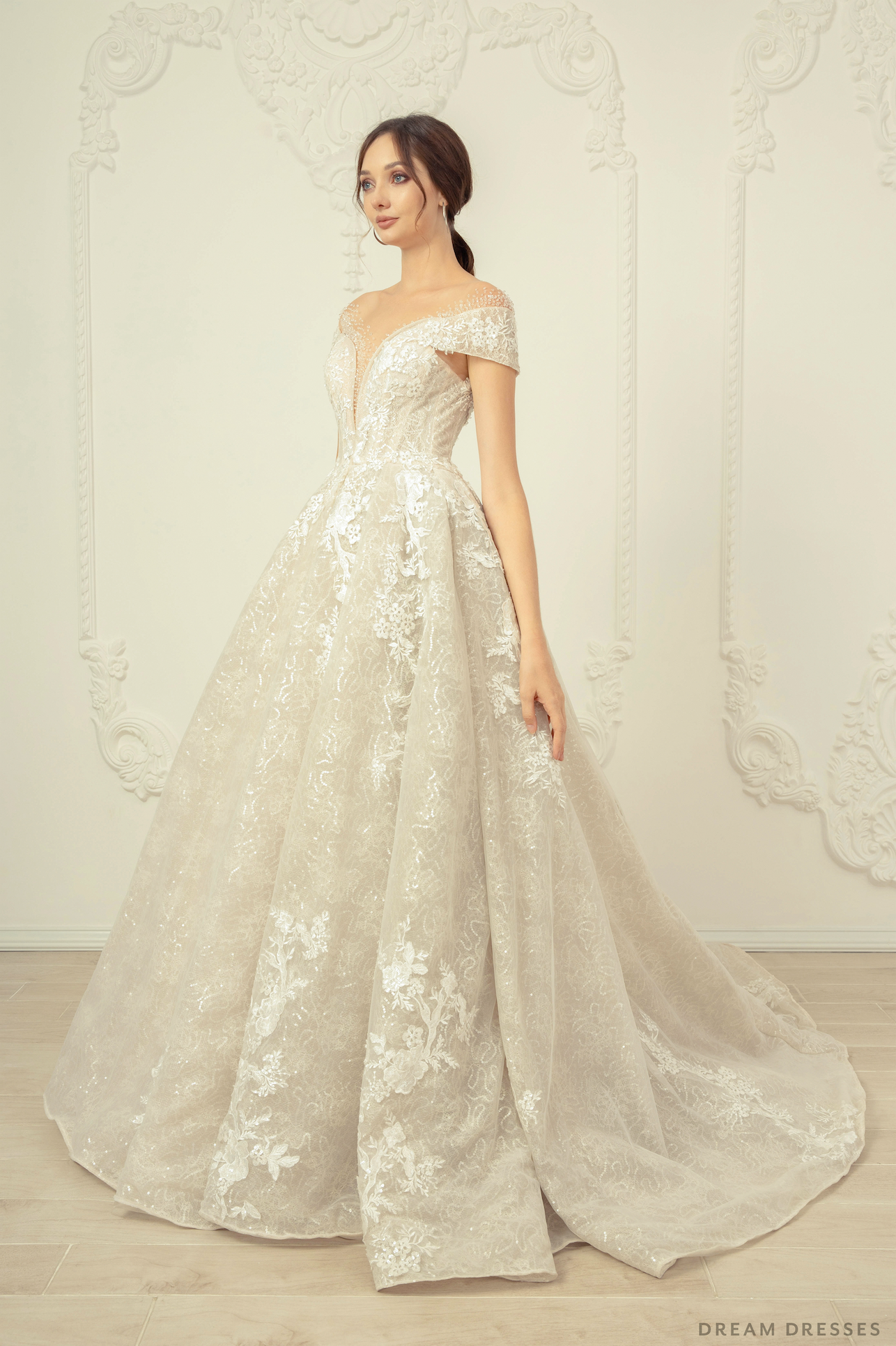 Illusion Neckline Ball Gown Wedding Dress (#VENEZIA)