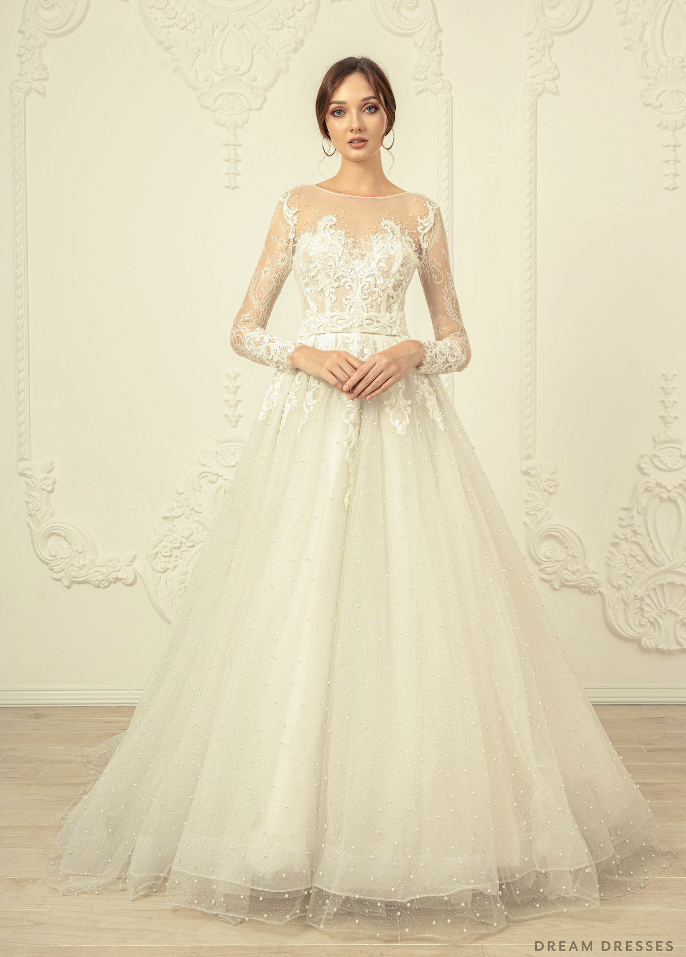 Long Sleeves Lace Wedding Dress (#Jolanda)