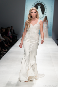 SAMPLE SALE/ Keyhole Back Wedding Dress (Style #PB1945) - Dream Dresses by P.M.N
 - 1