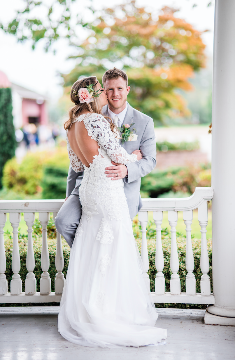 Long Sleeve Wedding Dress with Keyhole Back (#Stacie)