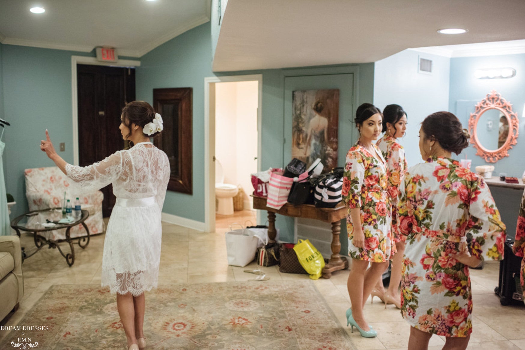 Bridal Lace Robe (#Ganya) - Dream Dresses by P.M.N.
