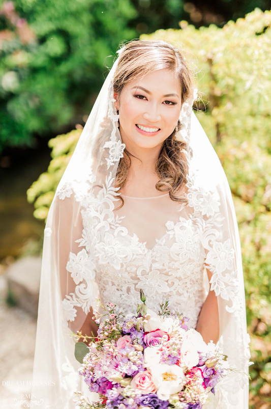 Waltz Bridal Lace Veil (#Keta) - Dream Dresses by P.M.N.