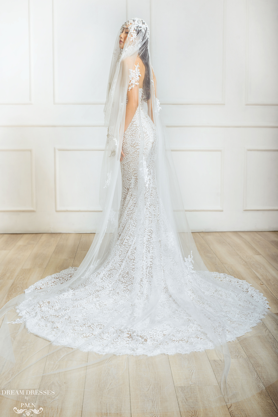 Old Hollywood Glamour Inspired Bridal Veil (#Meliza) - Dream Dresses by P.M.N.