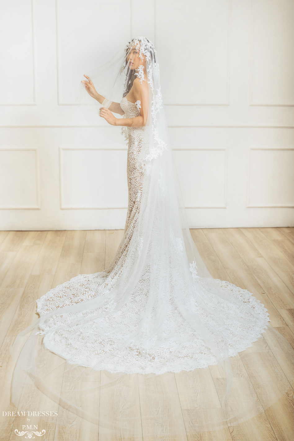 Old Hollywood Glamour Inspired Bridal Veil (#Meliza) - Dream Dresses by P.M.N.