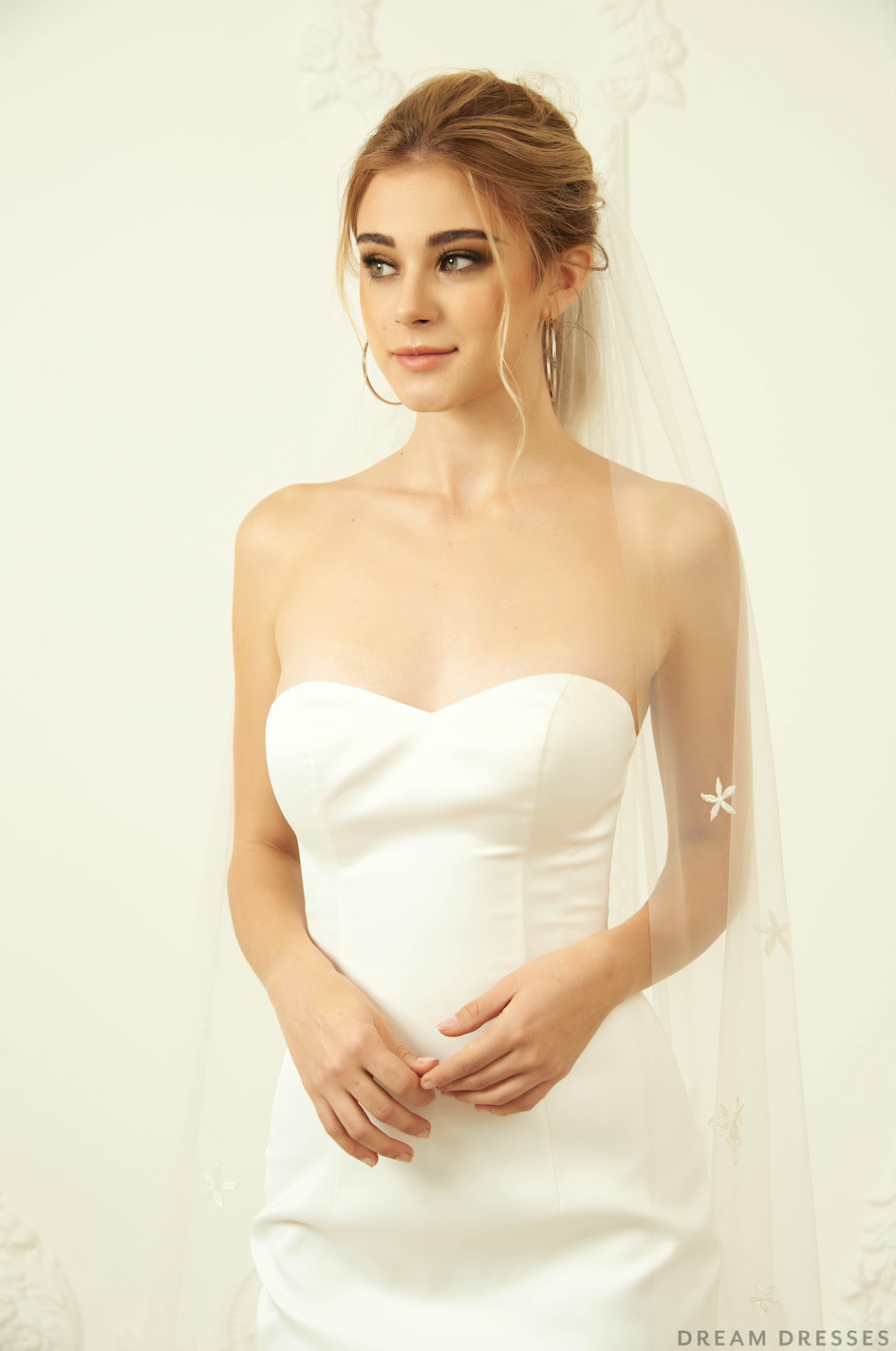 Cathedral Lace Veil (#Bethia)