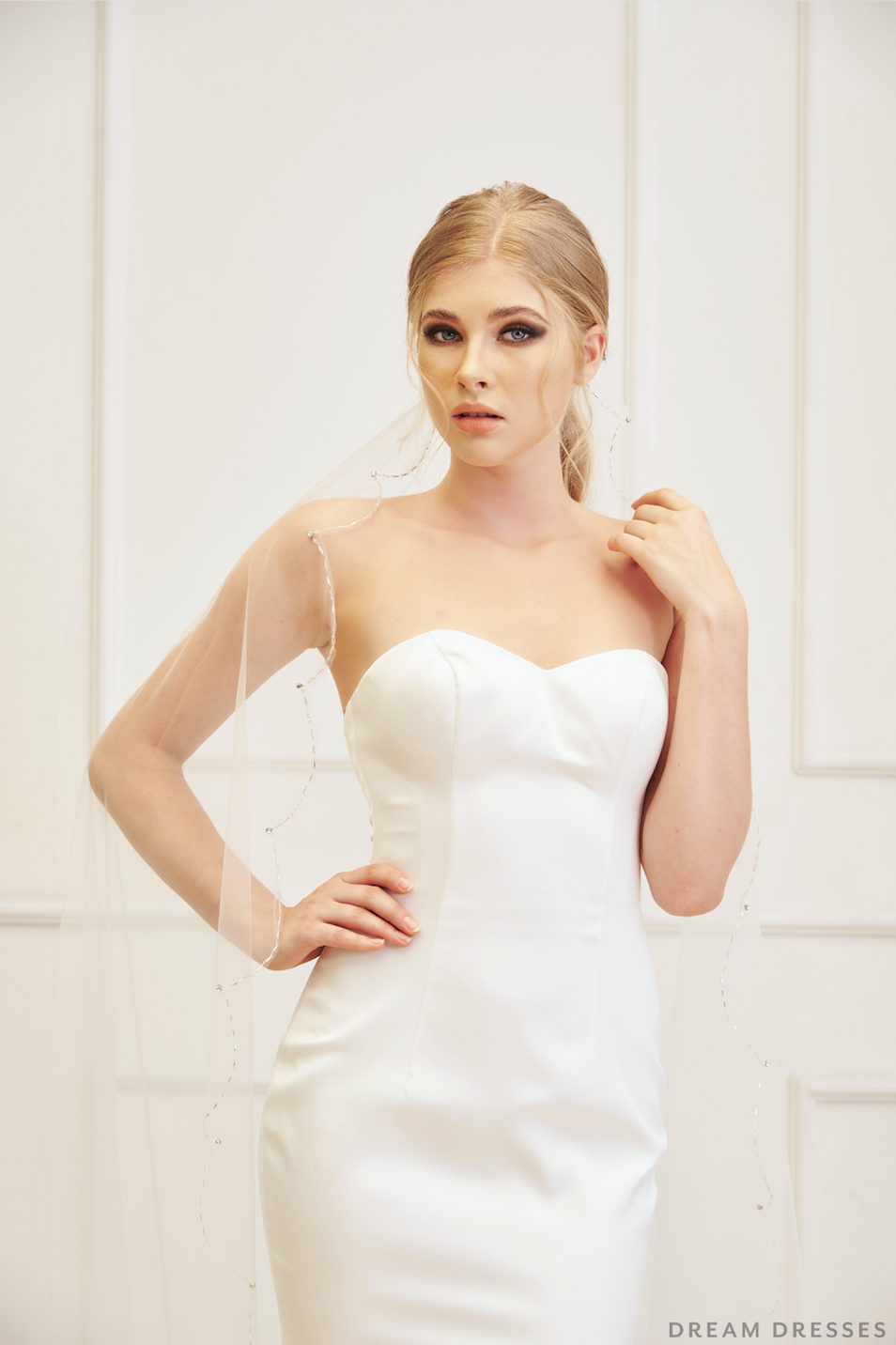 Beaded Scallop Veil with Crystals (#Emely) - Dream Dresses by P.M.N.